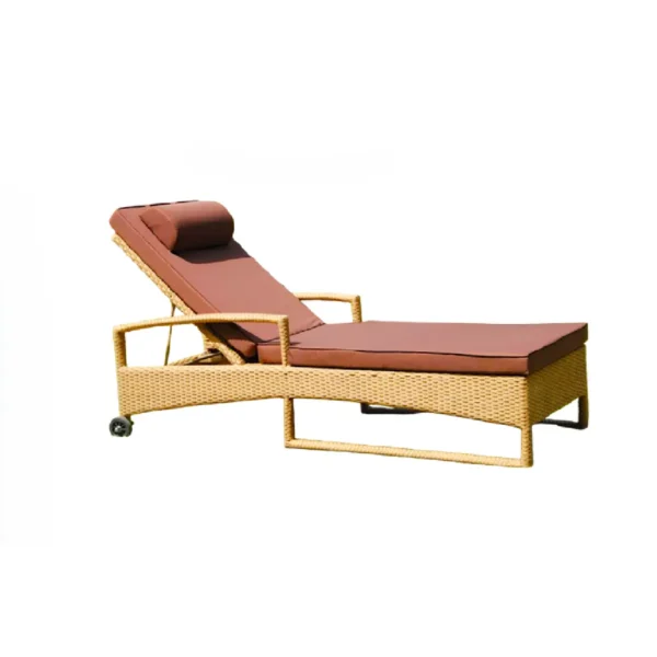 Hallifax-Sunlounger-with-wheel
